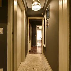 https://apt-center-comfort.hotelschalkidiki.net