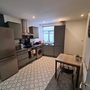 https://apt-cosy-getaway.yorkshirehotels.net